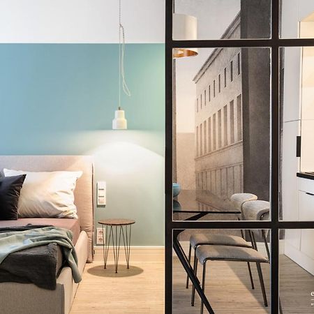 White Boat Apartment Blue Budapest Esterno foto